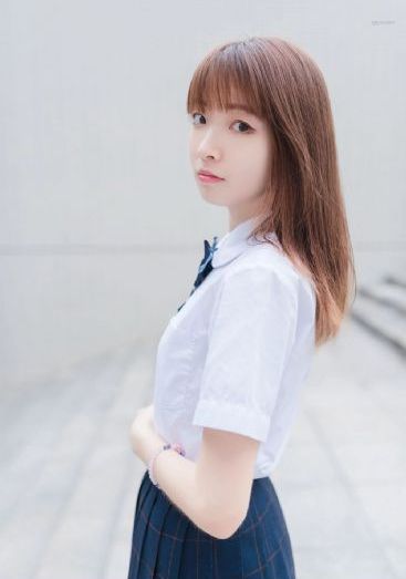 年轻女教师电影