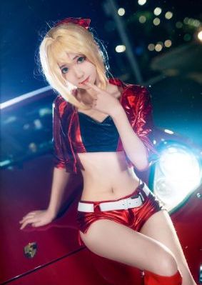 倩女杏花开